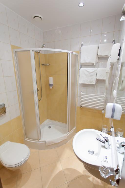 Hotel Twins II Varsó Szoba fotó