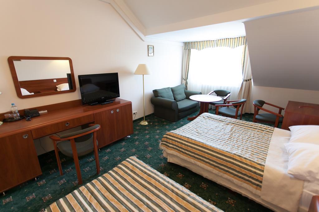 Hotel Twins II Varsó Szoba fotó